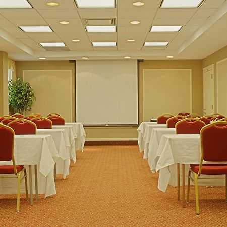 Holiday Inn Washington-Georgetown エクステリア 写真